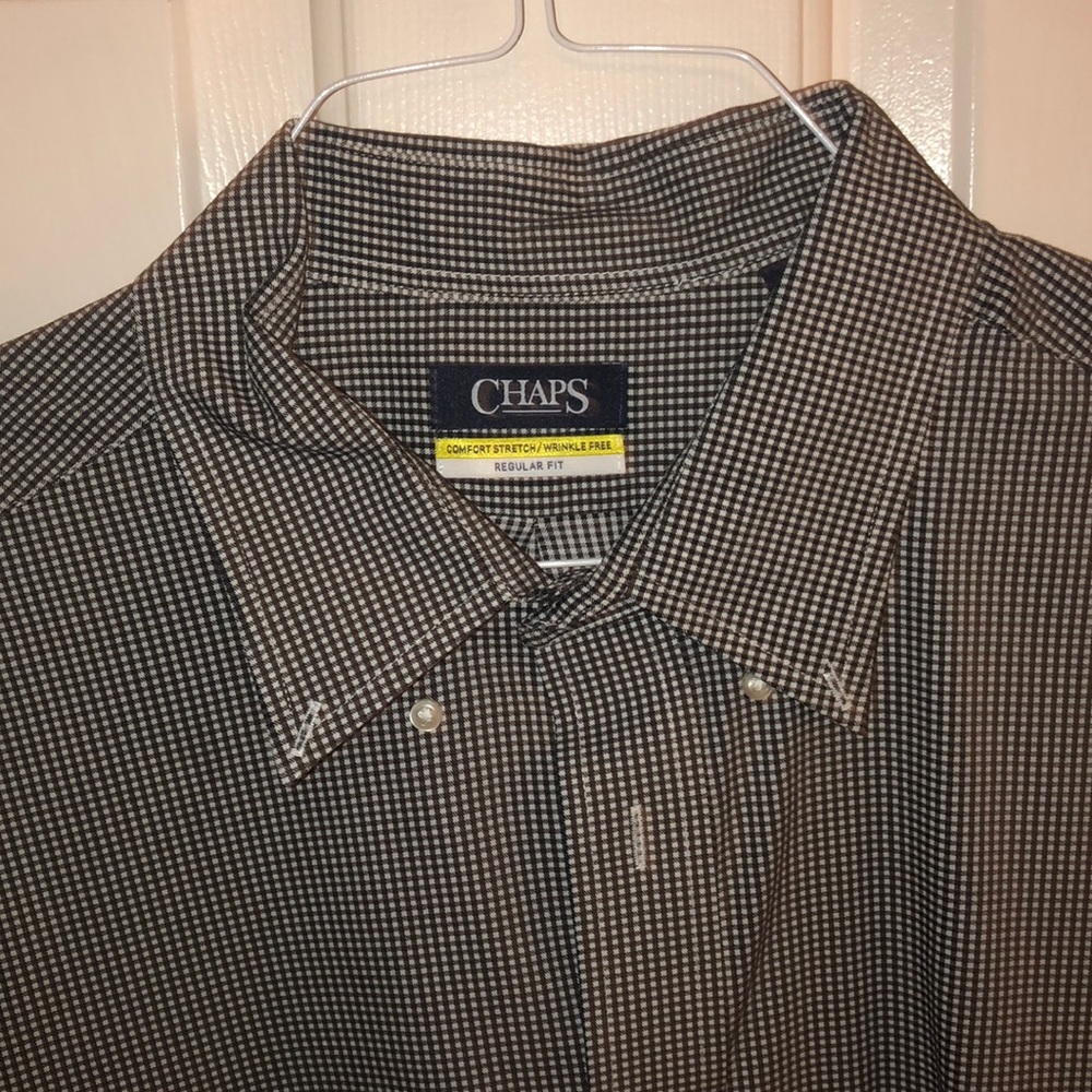 Button down - Picture 2 of 2